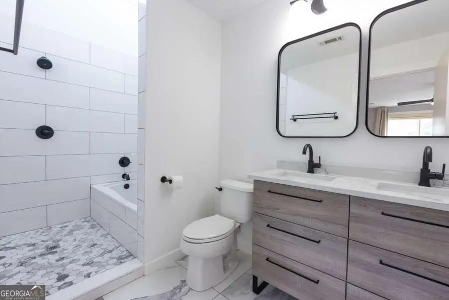 1362 Peter Haughton Way Nw, Atlanta, GA 30318 - #3
