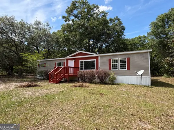 2 Buckboard Trail, Jesup, GA 31546