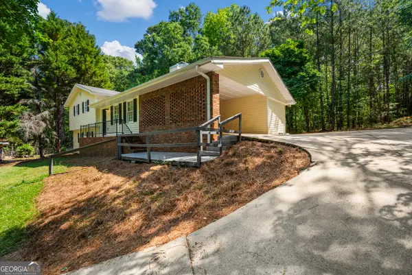 134 N Lake Drive, Lagrange, GA 30240