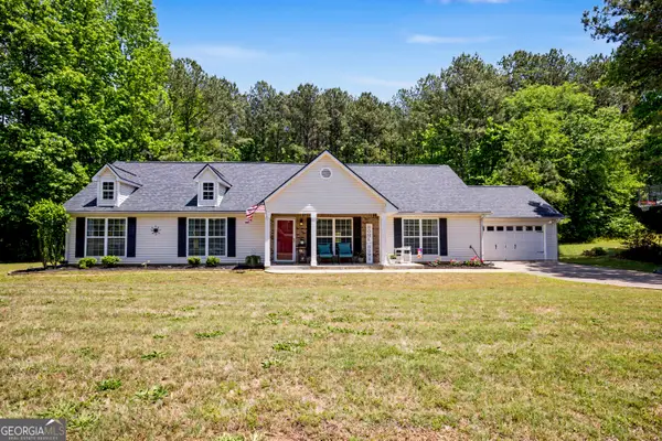 102 Greenfield Lane, Grantville, GA 30220