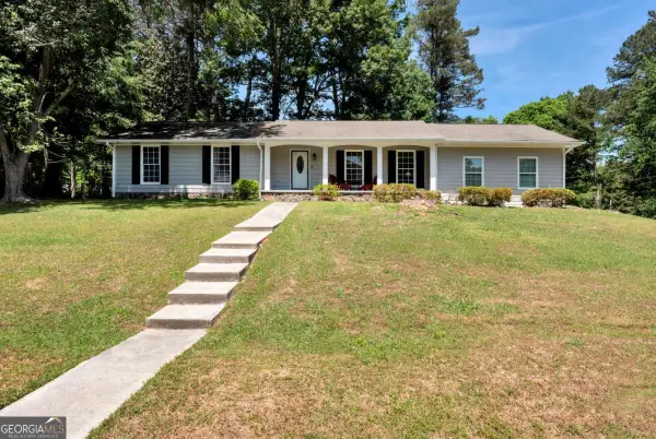 1847 Oak Ridge Lane, Lawrenceville, GA 30044