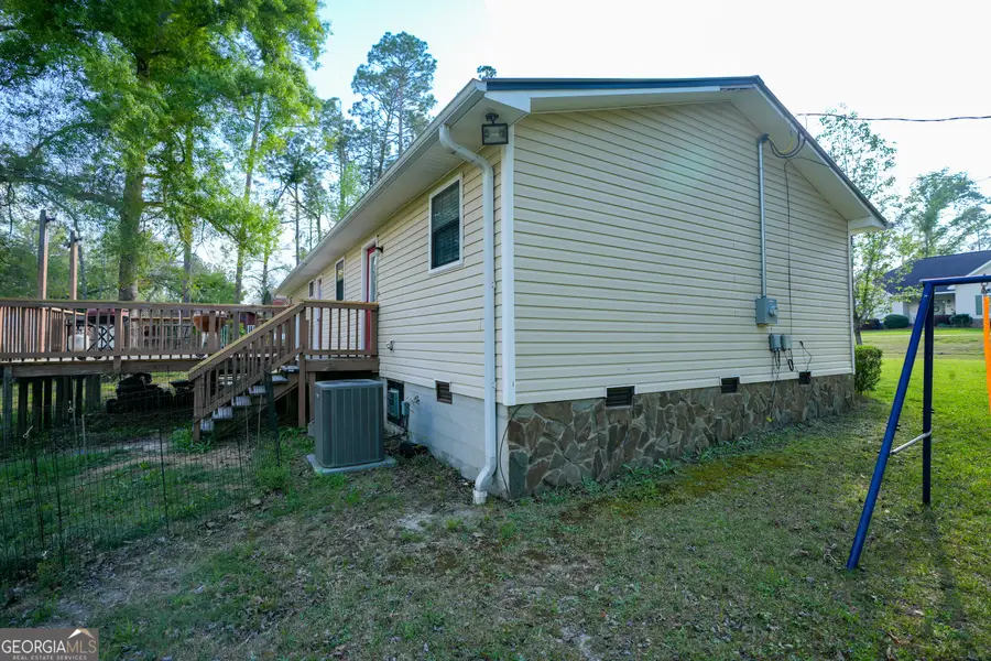 580 Limestone Street, Mount Vernon, GA 30445 - #2