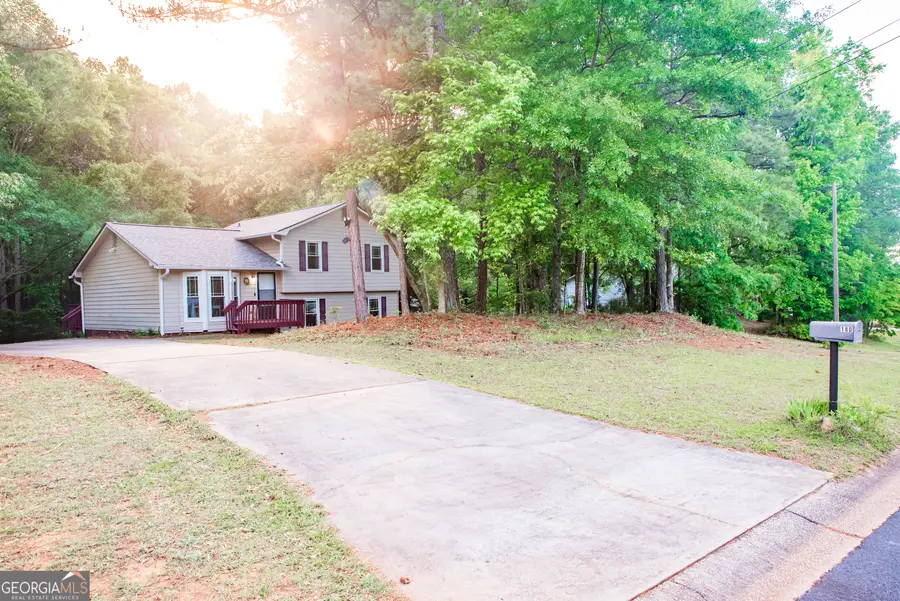 180 Beverly Park Court, Newnan, GA 30263 - #2
