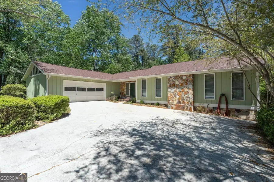 110 Lake Terrace Court, Carrollton, GA 30117 - #3