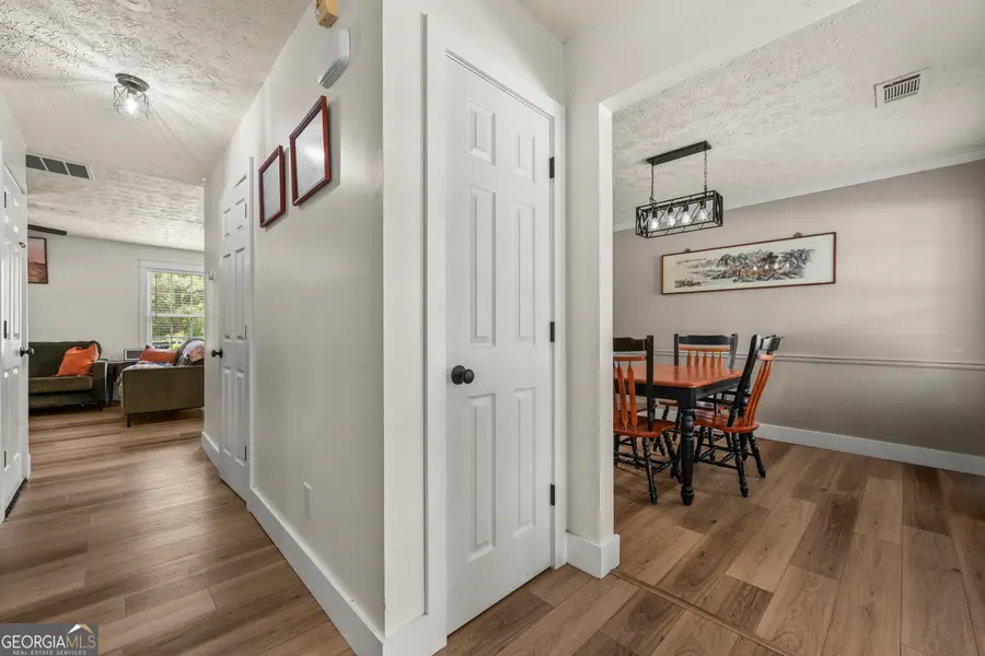 978 Shannon Road Sw, Loganville, GA 30052 - #3