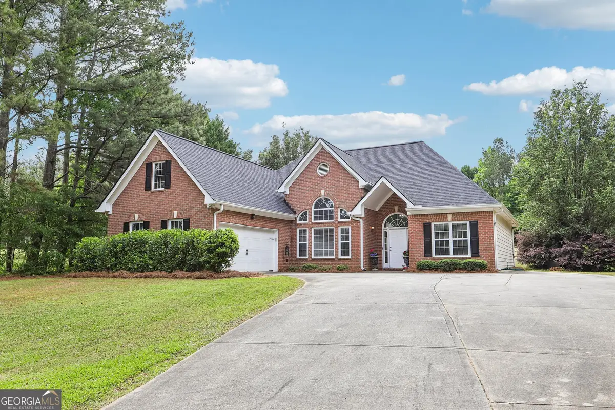 240 Crestwood Drive, Tyrone, GA 30290 - #1