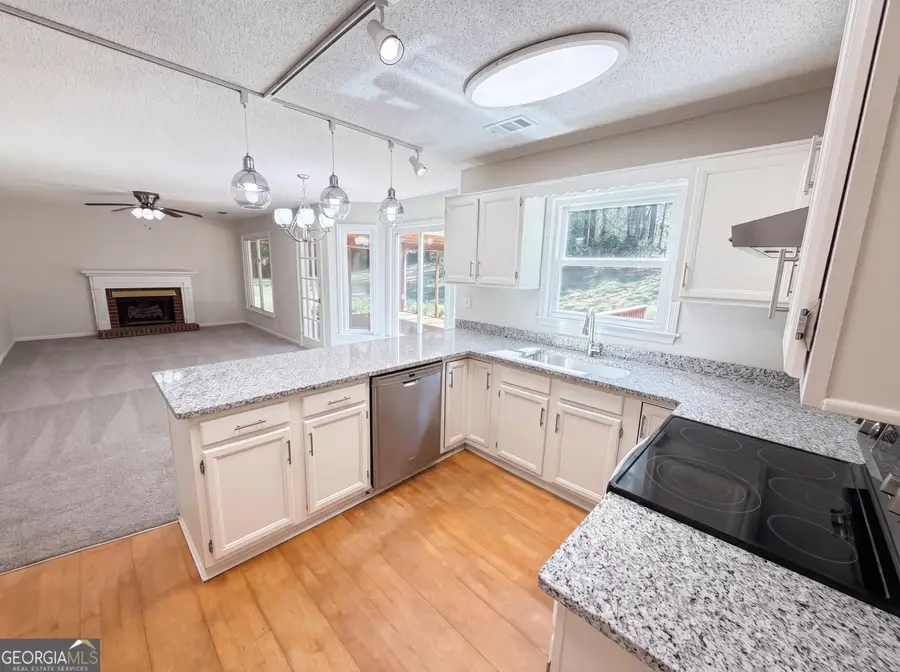 1197 Parkwood Chase Nw, Acworth, GA 30102 - #2