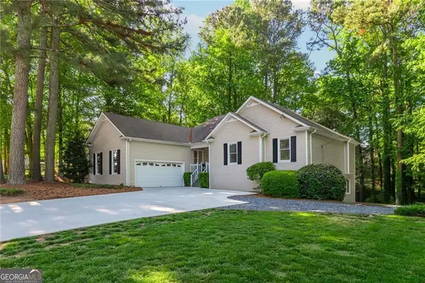 6011 Crabapple Way, Powder Springs, GA 30127