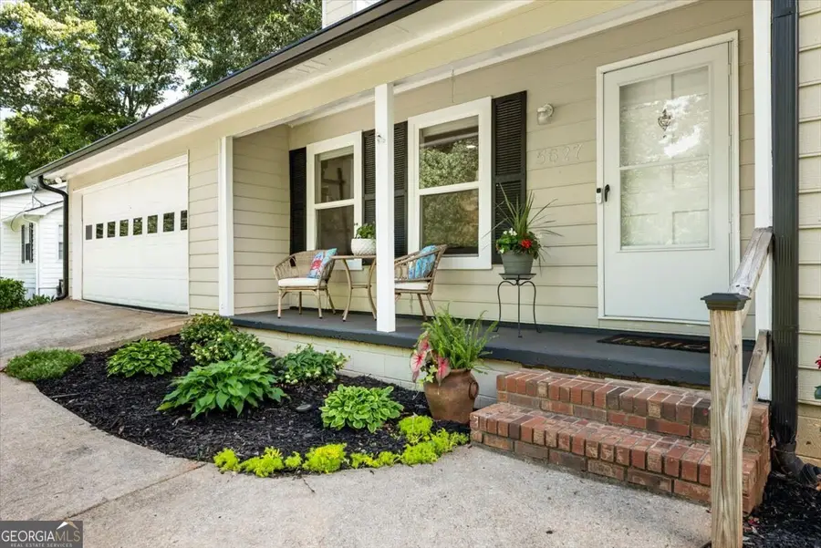 5627 Pinewood Drive, Flowery Branch, GA 30542 - #2