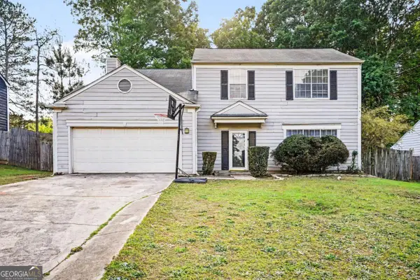 7153 Chestnut Lane, Riverdale, GA 30274