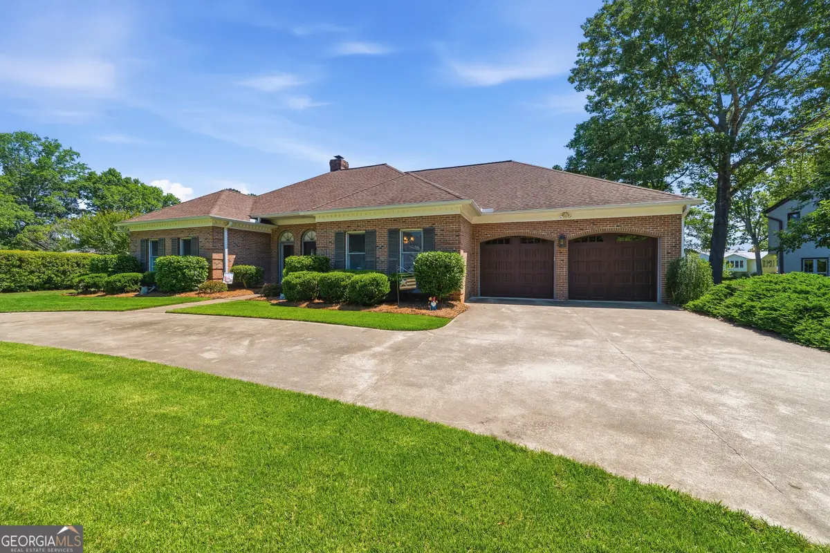 104 Spruce Point, Eatonton, GA 31024 - #1