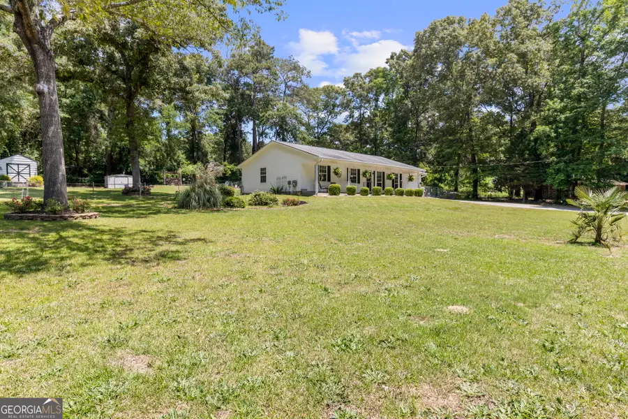 305 N Lake Drive, Perry, GA 31069 - #3