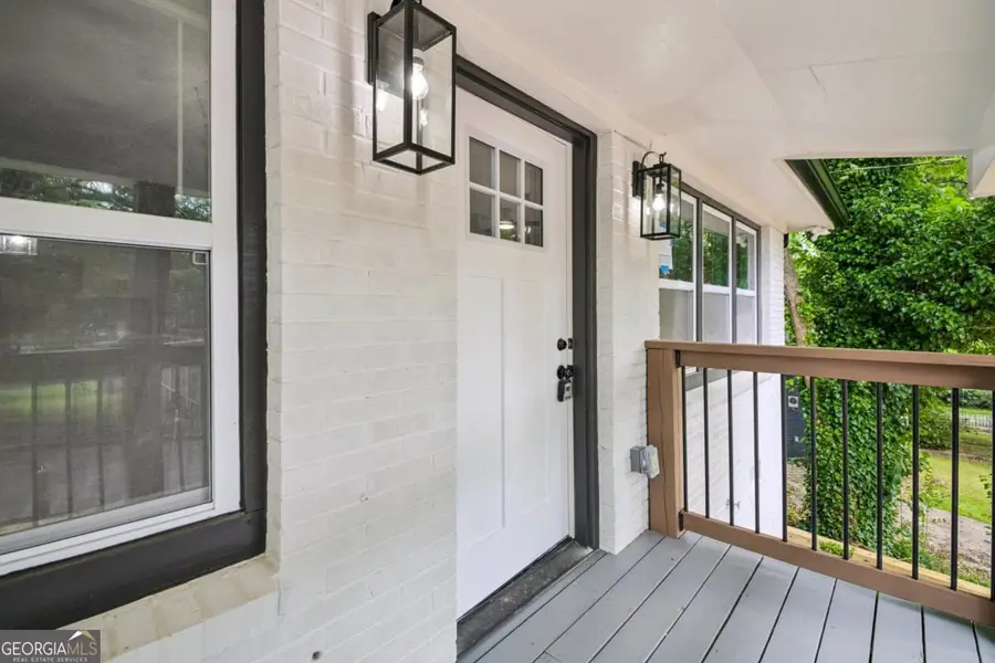 354 Brooks Avenue Sw, Atlanta, GA 30310 - #2