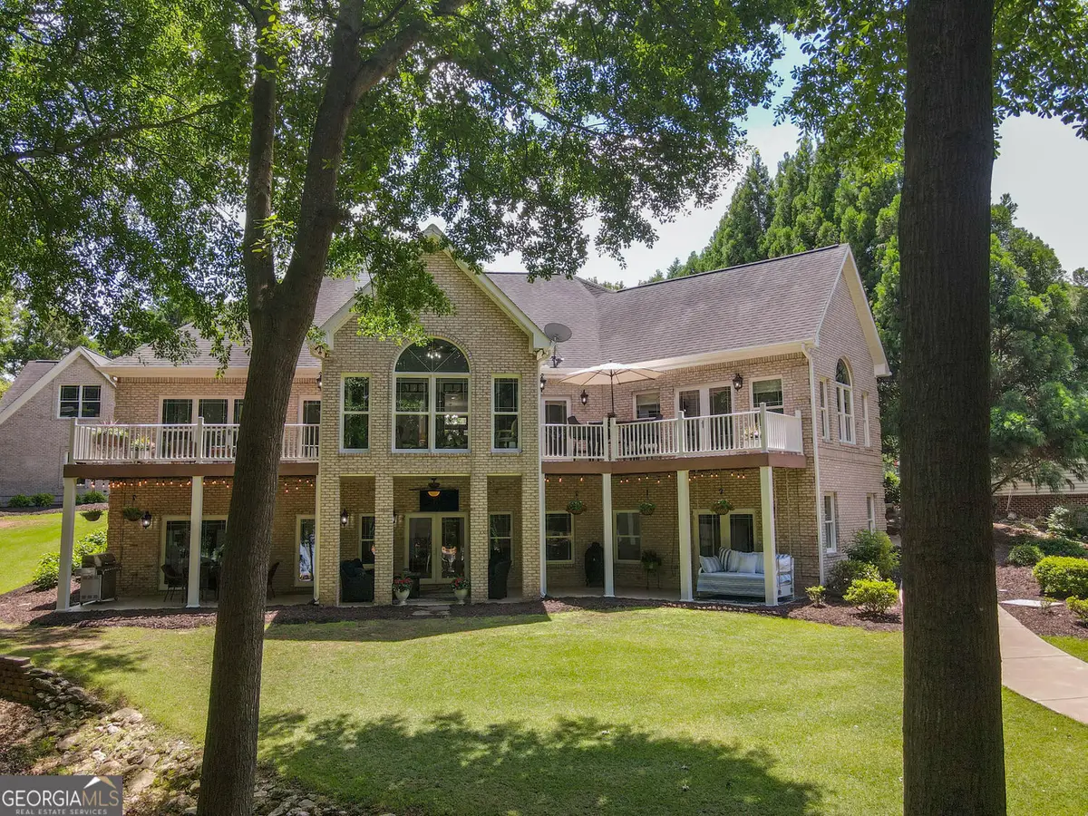 305 Lakeshore Drive, Hartwell, GA 30643 - #1