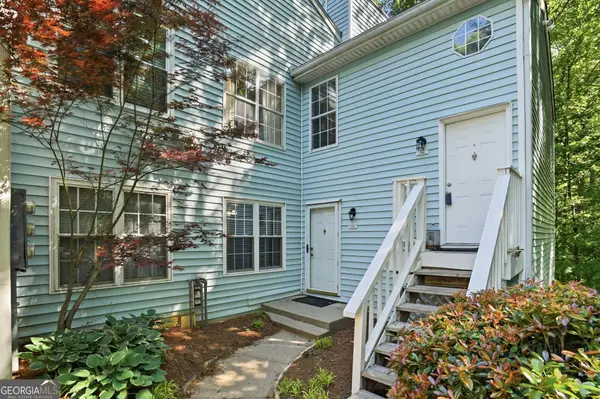 704 Glenleaf Drive, Peachtree Corners, GA 30092