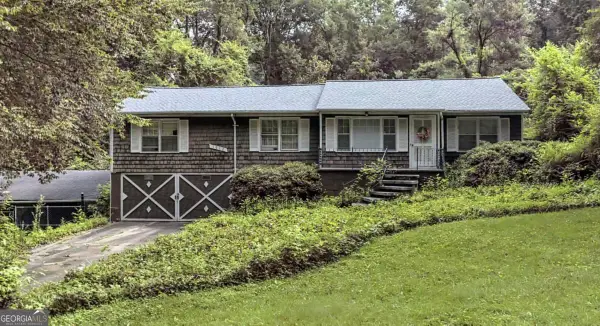 1052 Country Lane Ne, Atlanta, GA 30324