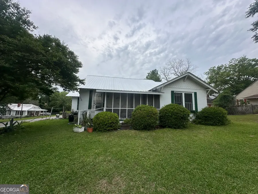 204 S Hull Street, Sylvania, GA 30467 - #2