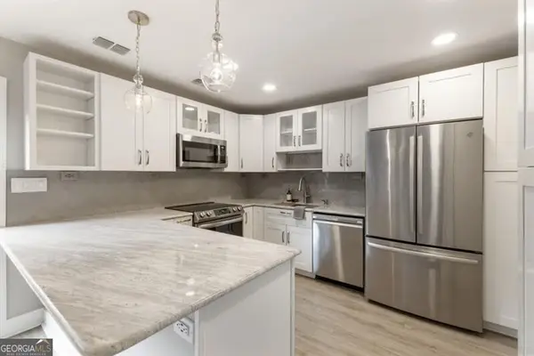 2794 Farmstead Road Se, Smyrna, GA 30080