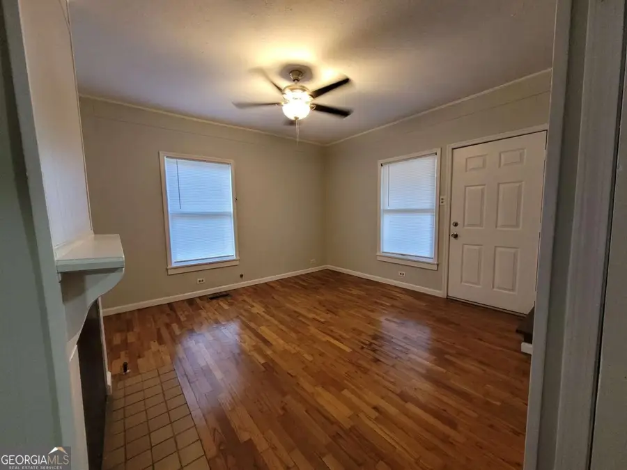 215 Avenue E, Lindale, GA 30147 - #3