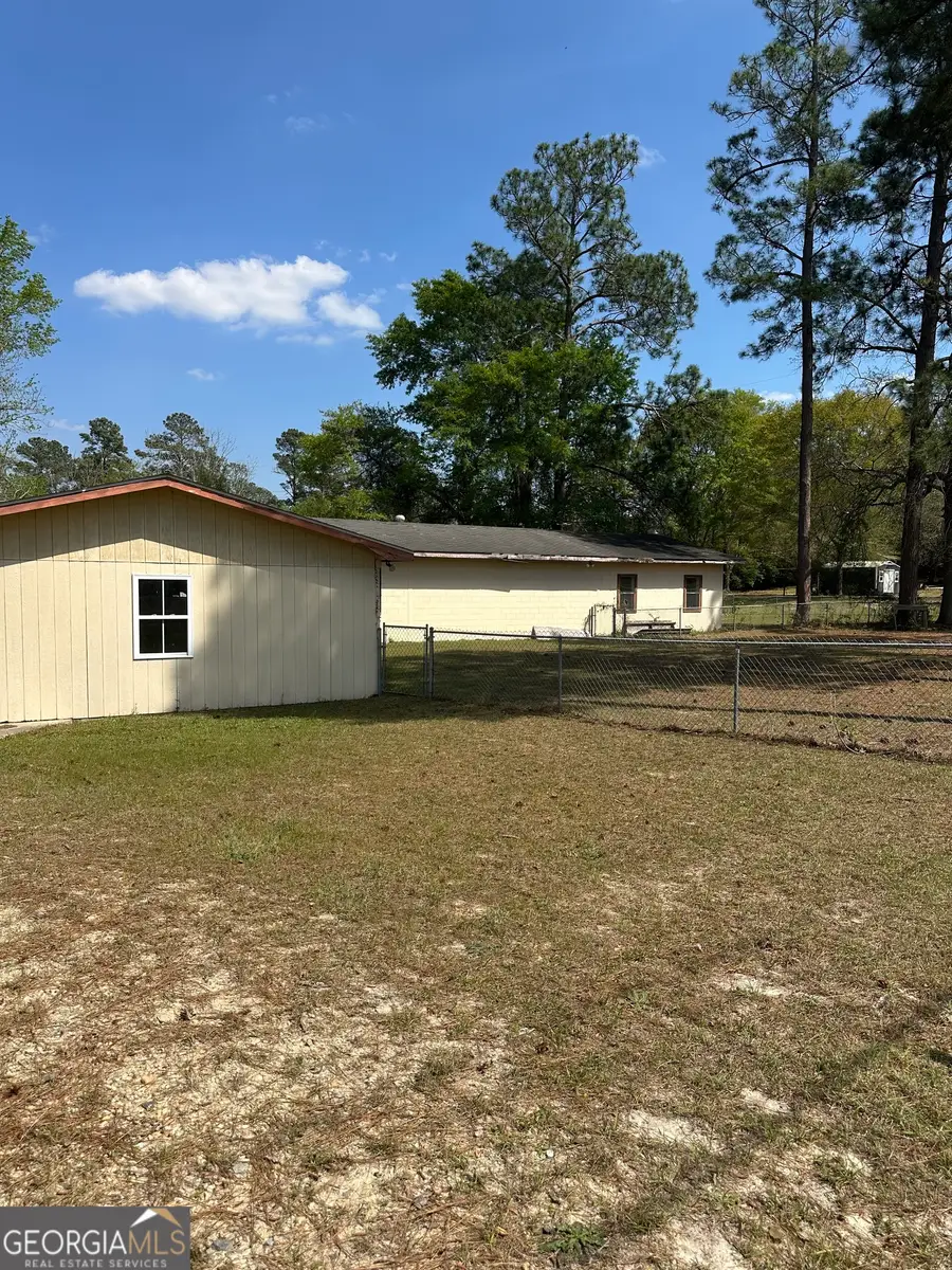 1950 W Elm Street, Wrightsville, GA 31096 - #2