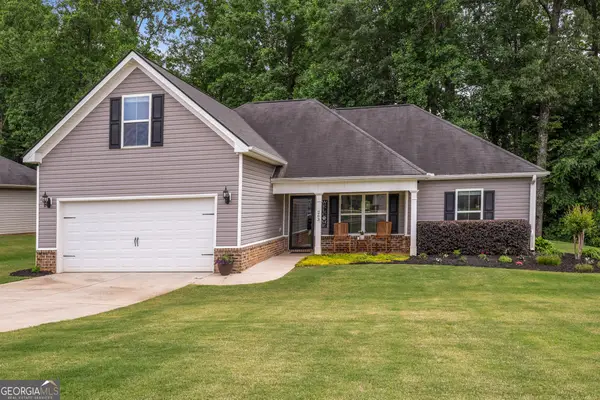 263 Stanebrook Ct, Jackson, GA 30233