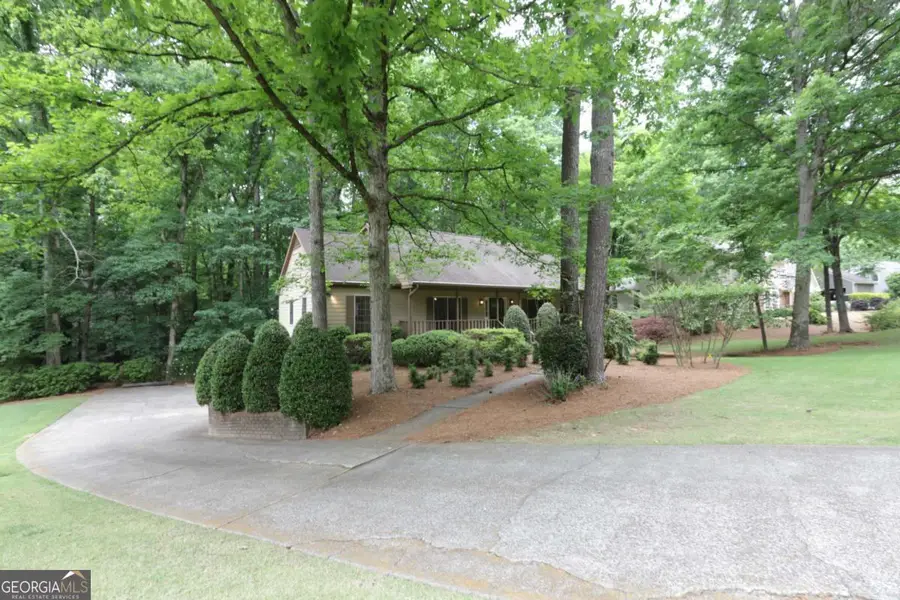 2737 Hearthstone Circle, Marietta, GA 30062 - #3