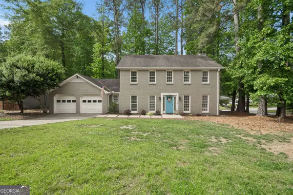 105 Sweetwood Way, Roswell, GA 30076
