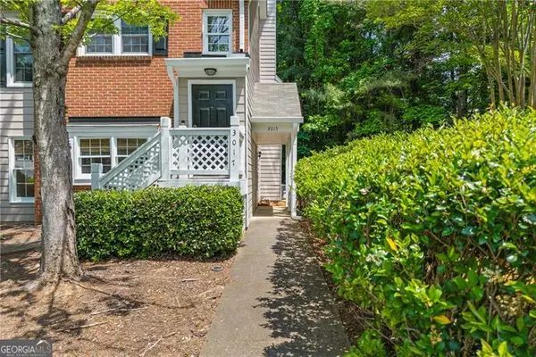 3015 Camden Way, Alpharetta, GA 30005