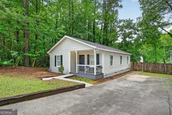 3239 Mchenry Avenue, Scottdale, GA 30079