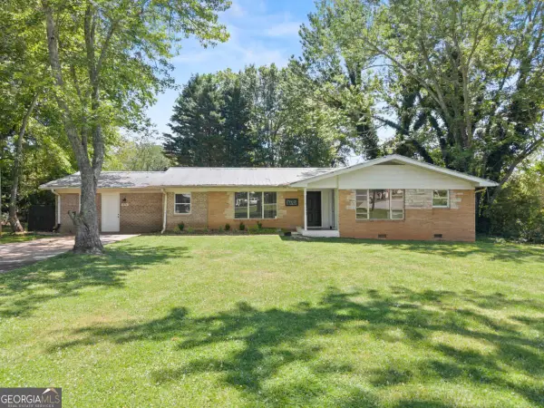 1076 Highway 9 N, Dawsonville, GA 30534