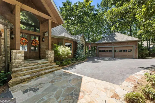 912 Mcelroy Mountain Drive, Jasper, GA 30143