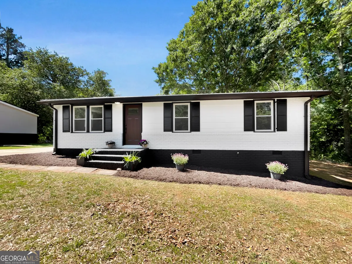 858 Clairmont Avenue, Comer, GA 30629 - #1