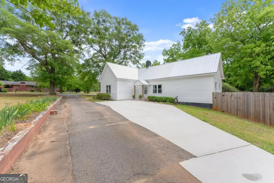 1519 New Hope Church Road, Loganville, GA 30052 - #2