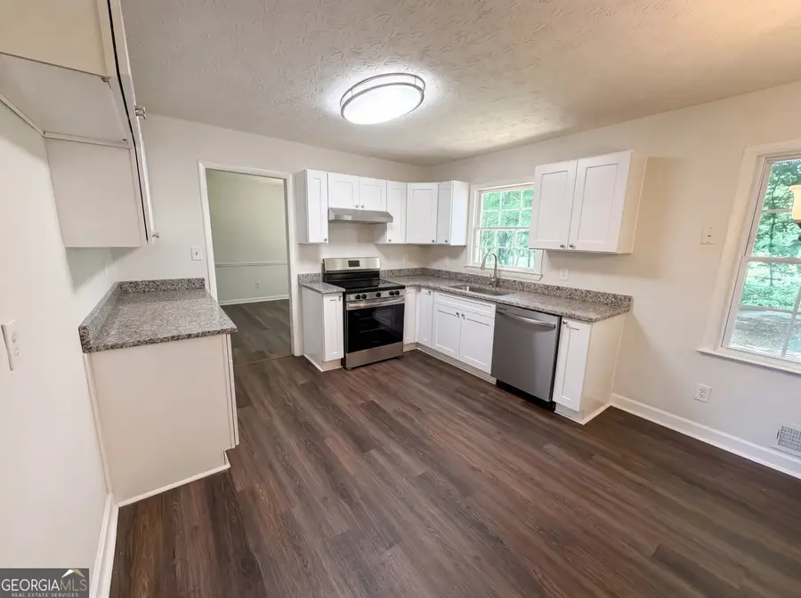 1938 Surrey Trail Se, Conyers, GA 30013 - #2