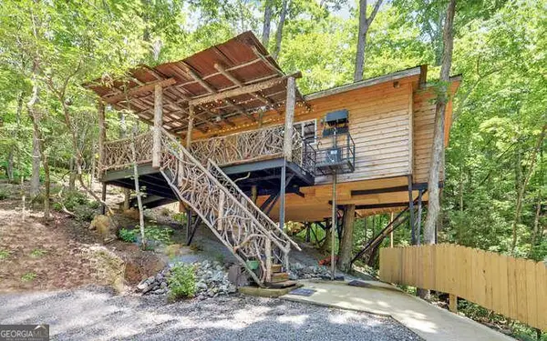 605 White Street, Hiawassee, GA 30546