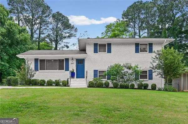 2497 Whites Mill Ln, Decatur, GA 30032