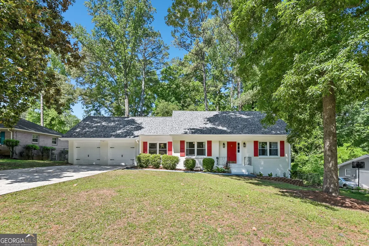 889 Valley Creek Drive, Stone Mountain, GA 30083 - #1