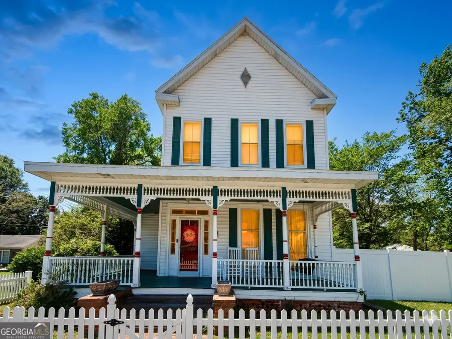 305 N Masonic Street, Millen, GA 30442 - #2