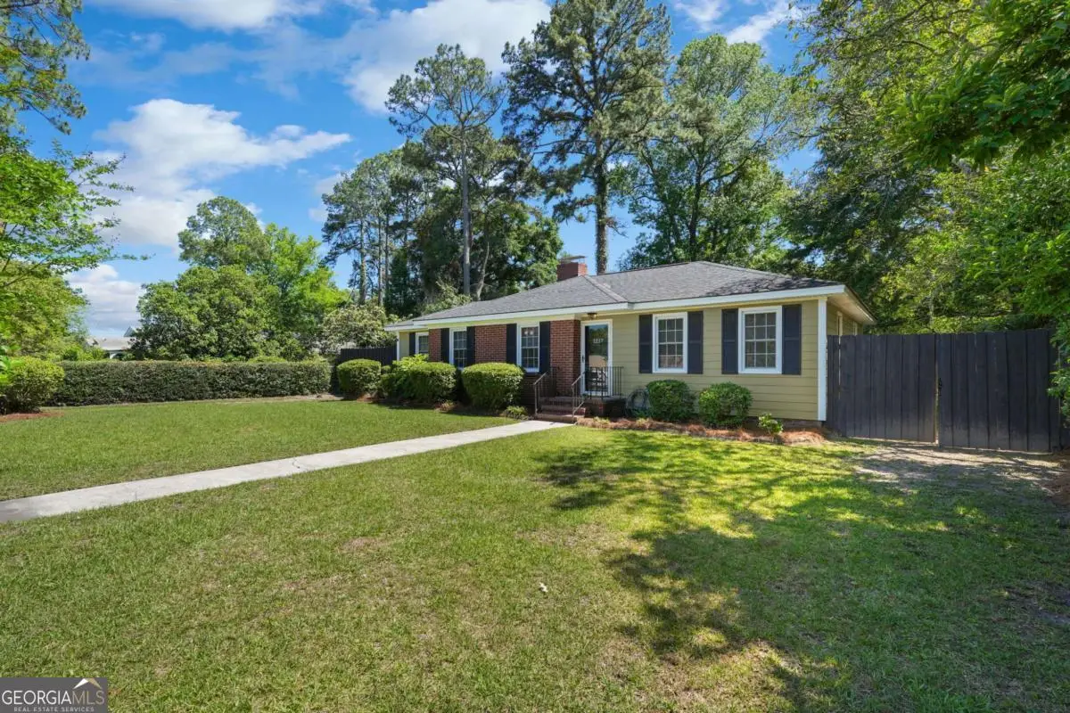 1217 E De Renne Avenue, Savannah, GA 31406 - #1