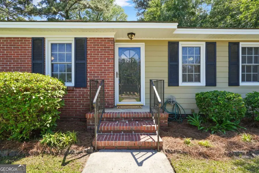 1217 E De Renne Avenue, Savannah, GA 31406 - #2