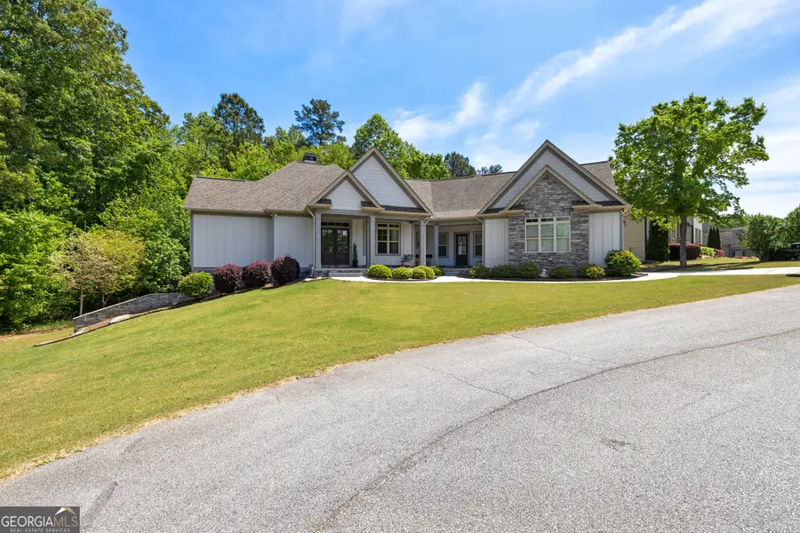 415 Vanderbilt Parkway, Newnan, GA 30265 - #2