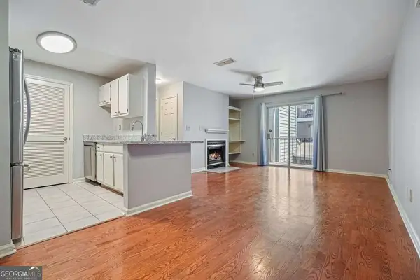 305 Granville Court, Atlanta, GA 30328