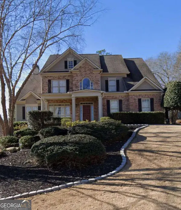 905 Misty Wood Lane, Suwanee, GA 30024