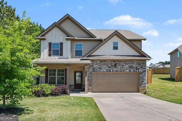 105 Mcentyre Court, Calhoun, GA 30701