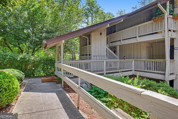 227 Shakespeare Drive #303, Clayton, GA 30525