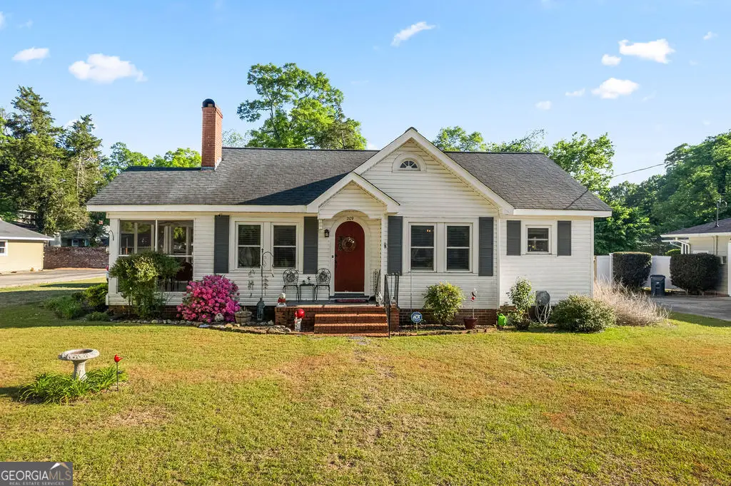 209 W Fairmount Avenue, Cedartown, GA 30125 - #1