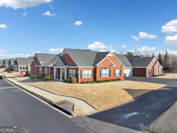 3421 Lindenridge Drive, Buford, GA 30519