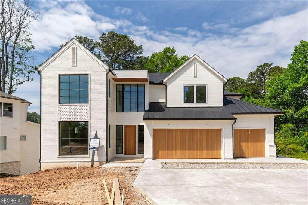 10910 Woodstock Road, Roswell, GA 30075 - #1