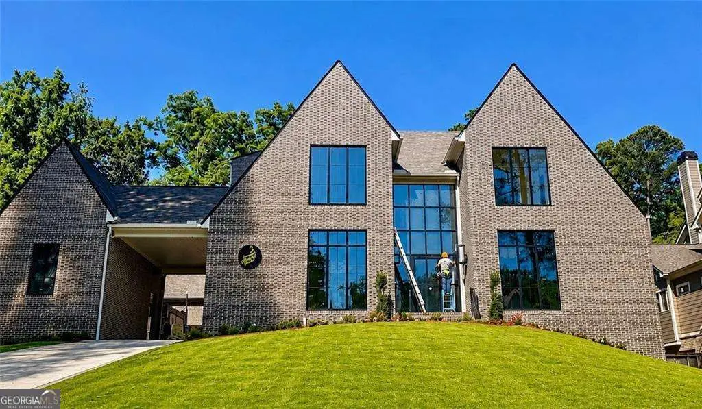 3157 Woodrow Way Ne, Brookhaven, GA 30319 - #1