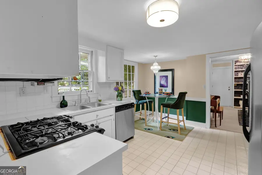 5281 Enchanted Cove Sw, Lilburn, GA 30047 - #3